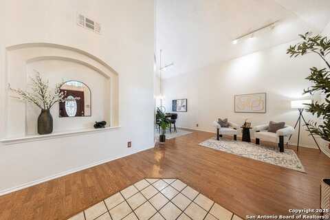 15074 preston hollow, San Antonio, TX 78247