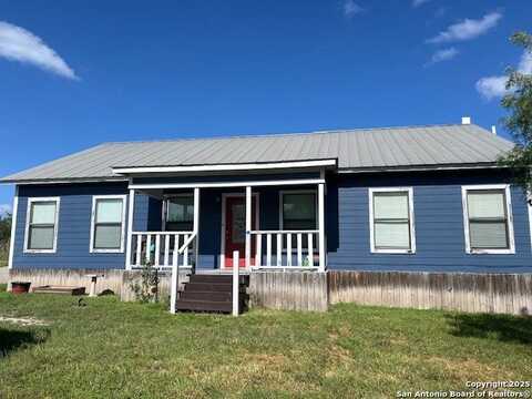 621 CR 356, Kenedy, TX 78119