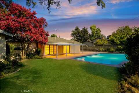 8051 Bobbyboyar Avenue, West Hills, CA 91304