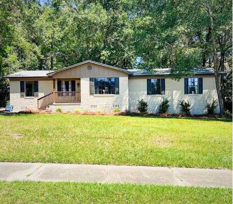 2813 Longleaf Drive, Mobile, AL 36693