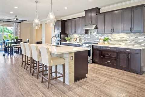 30587 Aspen Glen Street, Murrieta, CA 92563