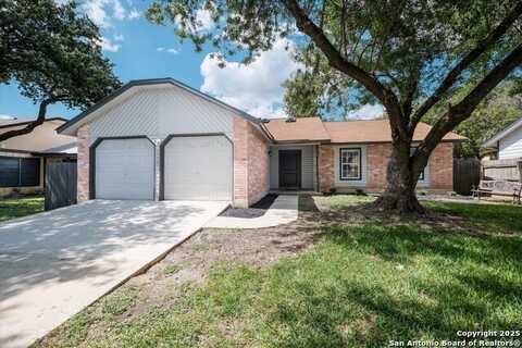 9455 Greens Pt, San Antonio, TX 78250