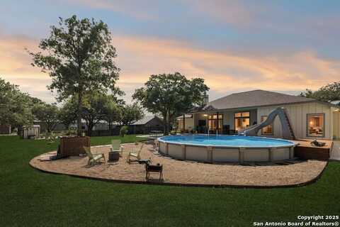 164 Sendera Crossing, La Vernia, TX 78121