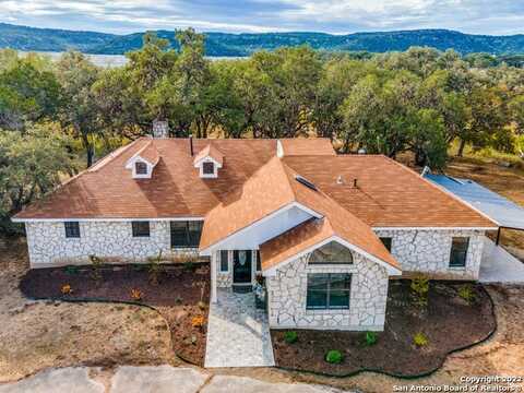 2580 goat hill, Lakehills, TX 78063