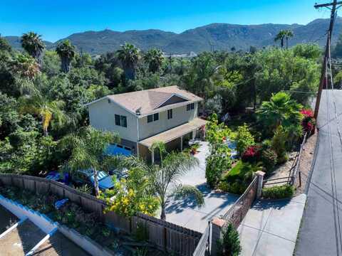 10179 Canyon Dr, Escondido, CA 92026