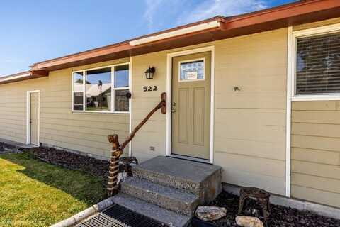 522 NW Cole Ave, Wilbur, WA 99185