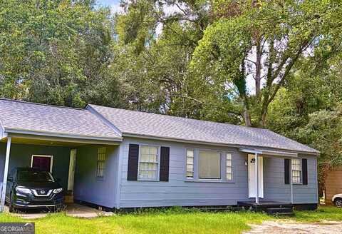 2406 Oxford, Valdosta, GA 31602
