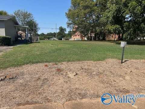 00206134001006. Memorial Drive NW, Decatur, AL 35601