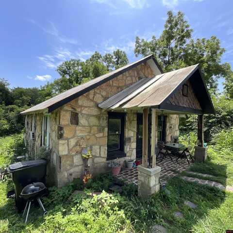 112 CR 355, Thayer, MO 65791
