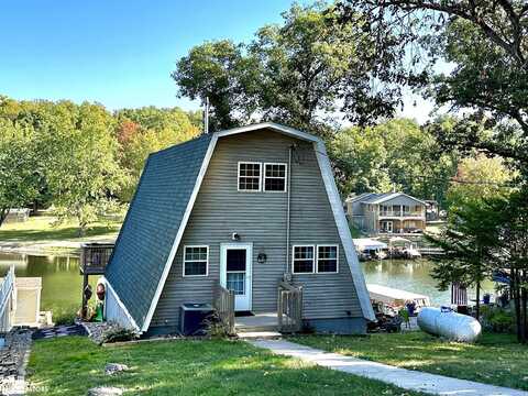 3029 E Lakeshore Drive, Brooklyn, IA 52211