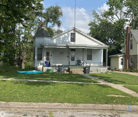 125 S 8Th Street, Burlington, IA 52601