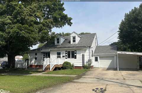 1300 7th Avenue N, Clear Lake, IA 50428