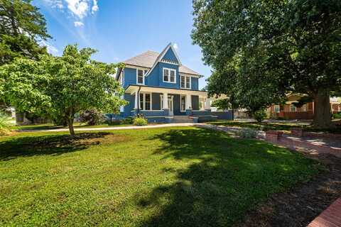 504 Washington St, Clyde, KS 66938