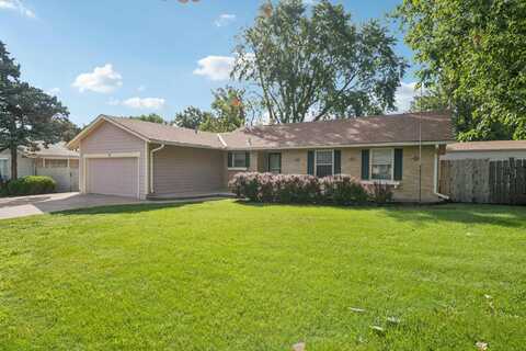 7421 W Hale Ave, Wichita, KS 67212