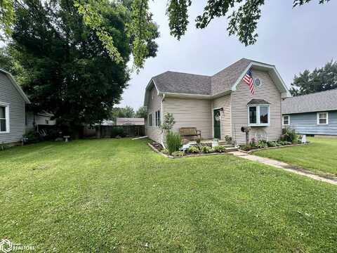 839 Buchanan Street, Wapello, IA 52653