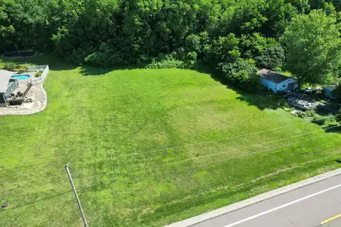 1227 E Amelia Street, Cassville, WI 53806