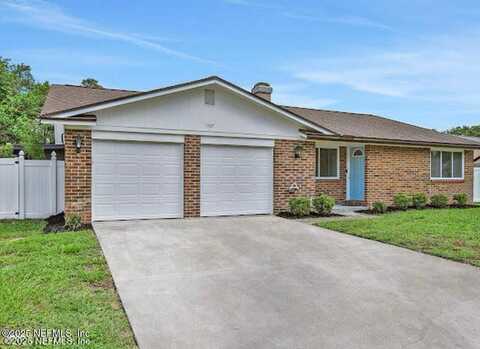 1527 MONUMENT OAKS Drive, Jacksonville, FL 32225