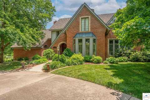 7035 White Birch, Sedalia, MO 65301