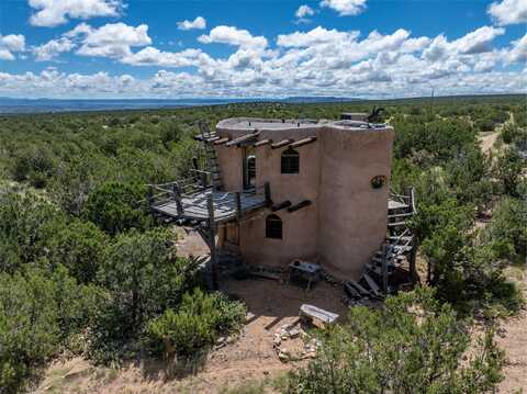 15 Corazon De Oro, Cerrillos, NM 87010