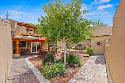414 Camino Delora unit: 2, Santa Fe, NM 87505