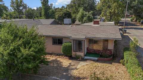 4100 Fort Peck Street, Shasta Lake, CA 96019