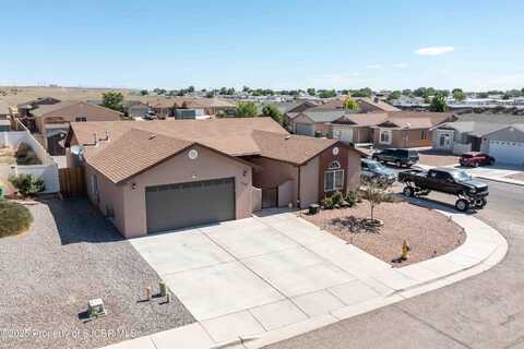 4700 EMERALD Street, Farmington, NM 87401