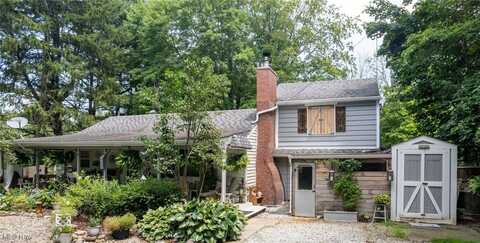 10536 Peck Road, Mantua, OH 44255