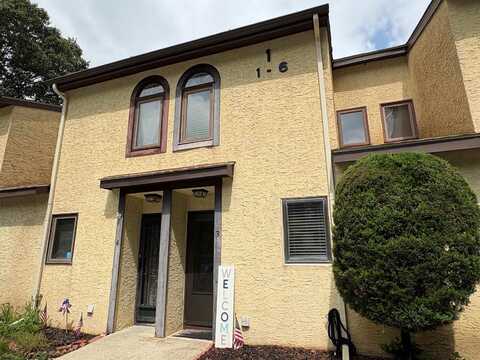 3 Steamboat Ct, Galloway Township, NJ 08205