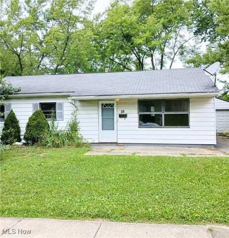 28 Wilmette Lane, Youngstown, OH 44505