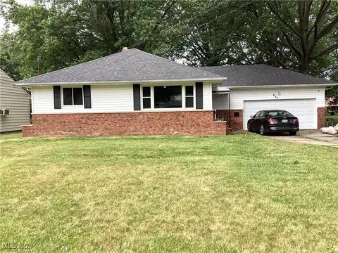 498 Harris Road, Richmond Heights, OH 44143