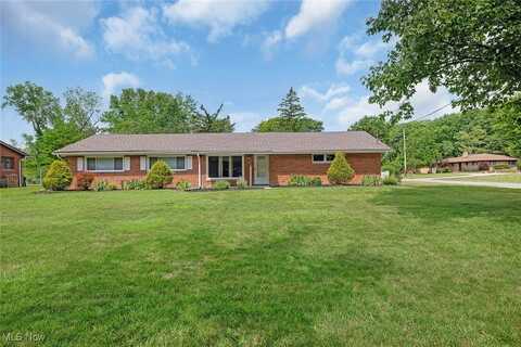 8718 Falls Lane, Broadview Heights, OH 44147