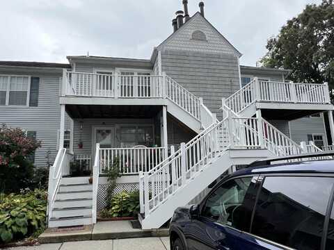226 London Ct, Egg Harbor Township, NJ 08234