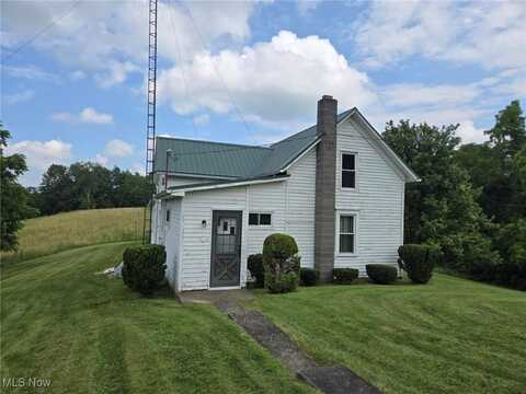 360 Glass Road, Malta, OH 43758