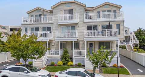 21 S Adams Ave, Margate City, NJ 08402