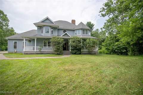 10617 Johnsford Road SW, Beach City, OH 44608