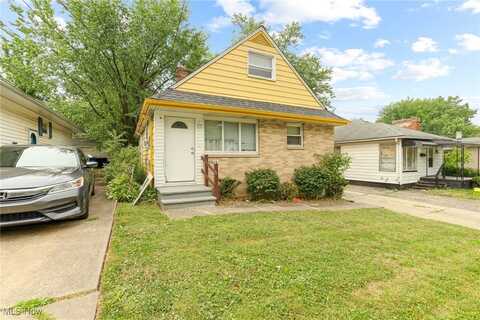17616 Tarkington Avenue, Cleveland, OH 44128