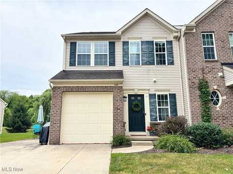 1314 Wellingshire Circle, Cuyahoga Falls, OH 44221