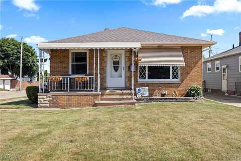 3434 Center Drive, Parma, OH 44134