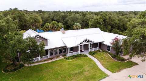 2955 Fannin Oaks, Victoria, TX 77905