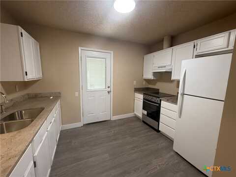 301 Rockwood Drive, Wimberley, TX 78676