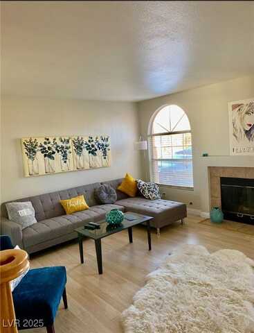 8433 Vast Horizon Avenue, Las Vegas, NV 89129