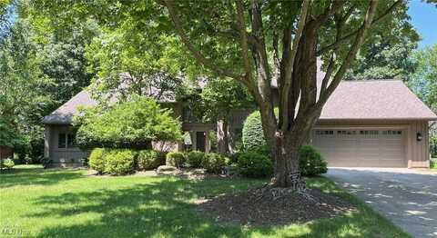 26701 Bernwood Road, Beachwood, OH 44122