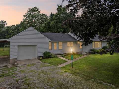 34 Prospect Street, Seville, OH 44273