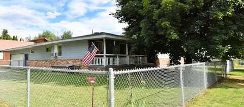 104 RIDGE ST, CHEWELAH, WA 99109