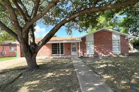 1818 Travis Avenue, Victoria, TX 77901
