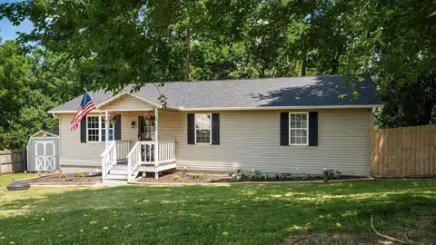 13376 Maple Road NE, Thornville, OH 43076
