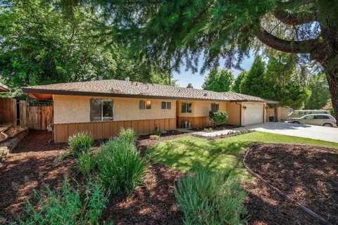 5730 Pearson Avenue, Loomis, CA 95650