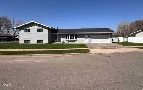 1201 Sioux Street, Williston, ND 58801