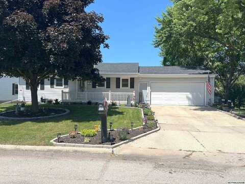 10 Winnebago Ct, MASON CITY, IA 50401