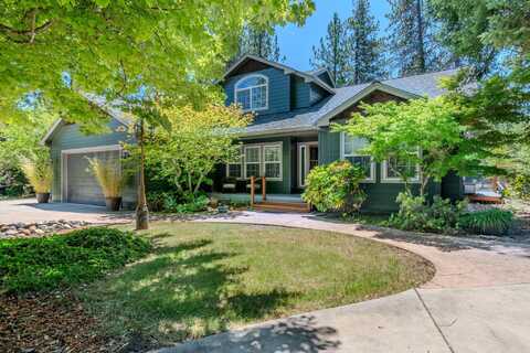 7888 Redthorne Road, Rogue River, OR 97537
